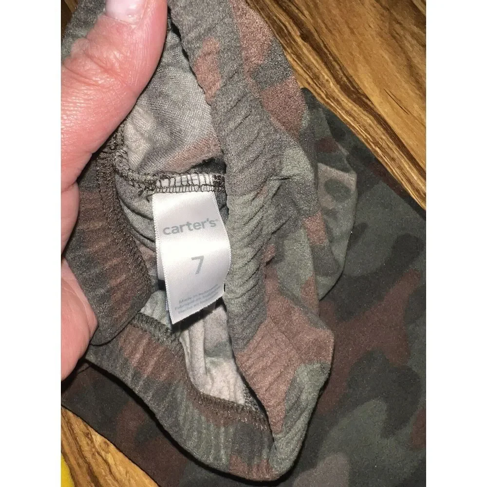 Carter's Boy's Pajamas PJ Size 7 Y2K Camo Dinosaur‎